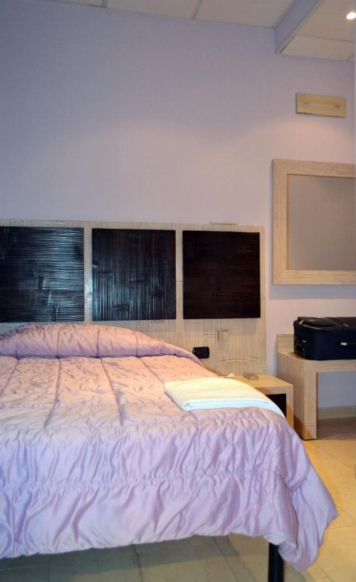 Central Hotel image 6